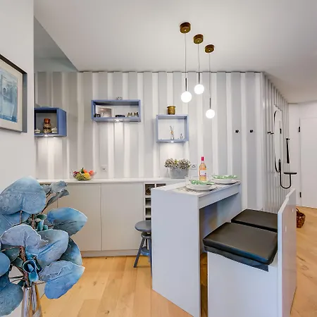 Dandy House Few Min From - Happy Apartment Lugano