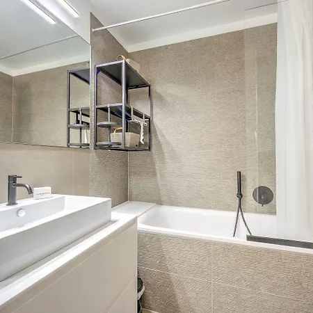 Dandy House Few Min From - Happy Апартаменти Лугано