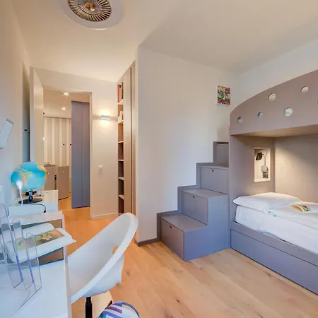 Dandy House Few Min From - Happy Апартаменты *