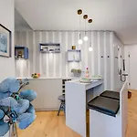 Dandy House Few Min From - Happy Apartment Lugano