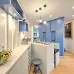 Apartment Dandy House Few Min From - Happy